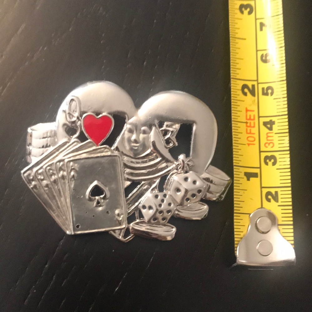 Brooch